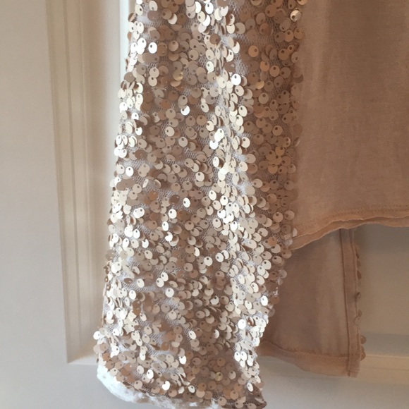 Top - Picture 2 of 4